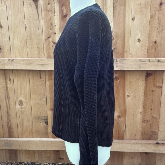 Lululemon Easy Embrace Long Sleeve Black Sweater Hi Low Curved Hem Size 10 / M-L - Picture 5 of 7